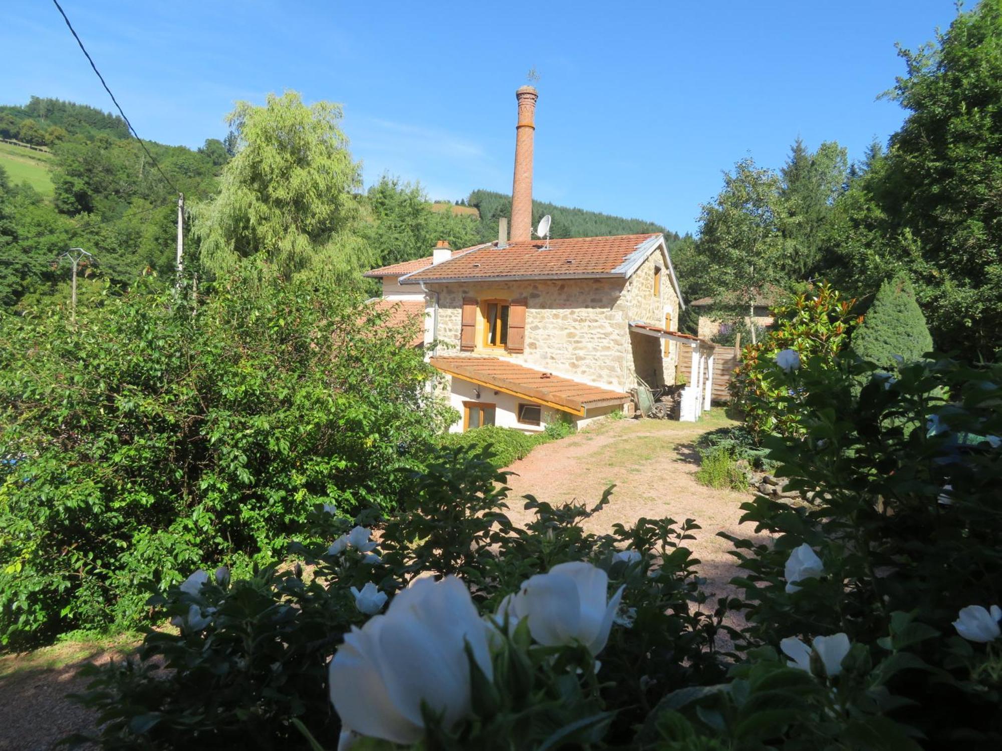 Joli Gite Rural Dans Un Havre De Paix Saint-Bonnet-le-Troncy Esterno foto