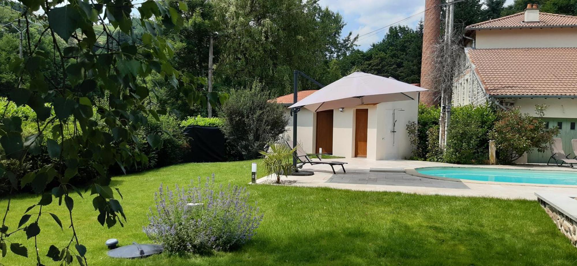 Joli Gite Rural Dans Un Havre De Paix Saint-Bonnet-le-Troncy Esterno foto